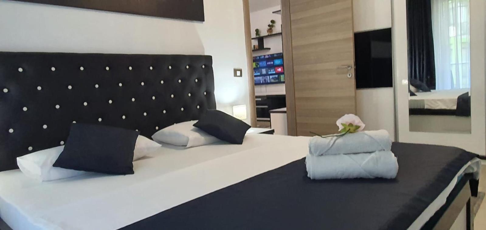 Alezzi Resort Luxury Apartament Prima Linie La Mare Năvodari Exteriér fotografie